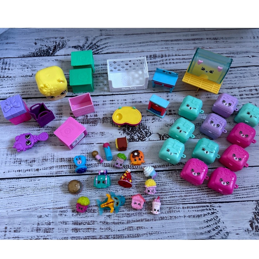 Shopkins Lot Figurines Playsets and Accessories Lot
